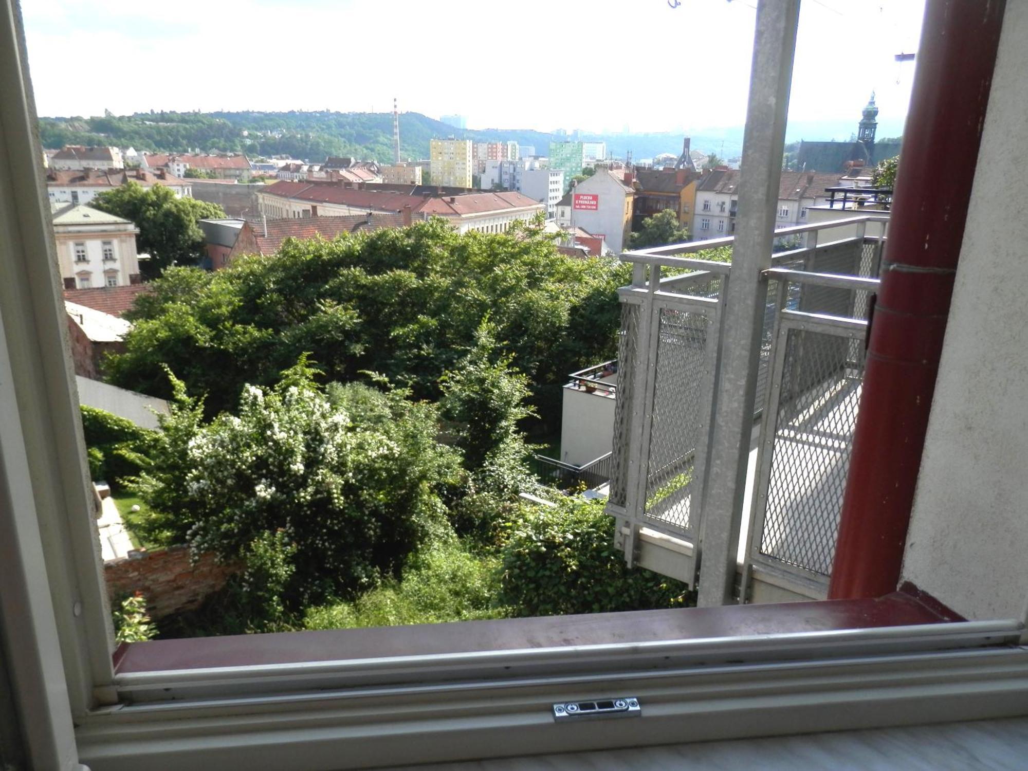 Spacious Apartment Below Spilberk Castle Brno Exterior foto